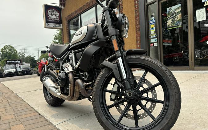 2023 Ducati Scrambler Icon Dark Matte Black - 3734U