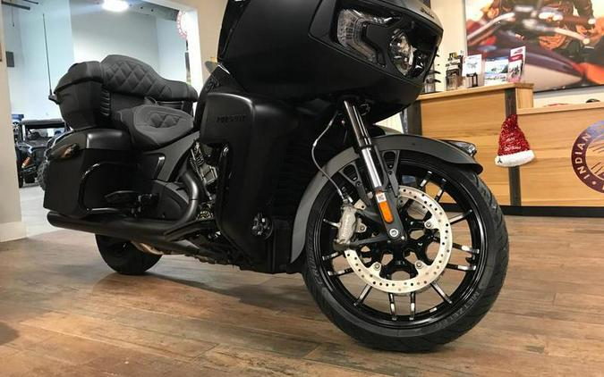 2024 Indian Motorcycle® Pursuit® Dark Horse® Black Smoke