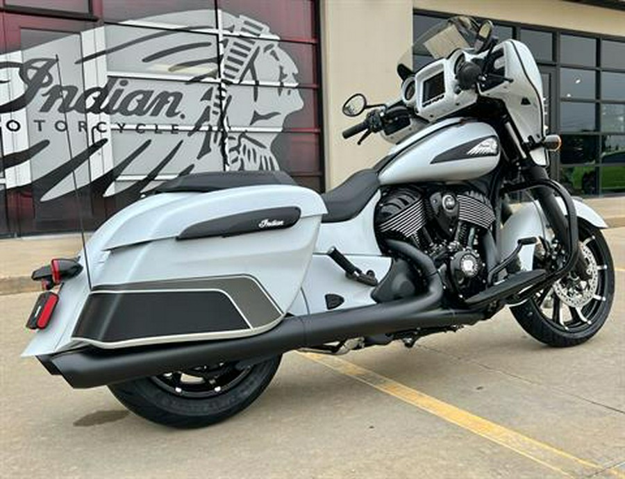 2024 Indian Motorcycle Chieftain® Dark Horse®