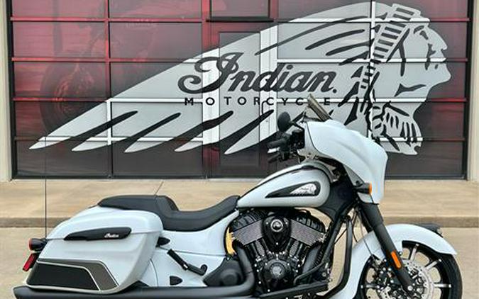 2024 Indian Motorcycle Chieftain® Dark Horse®