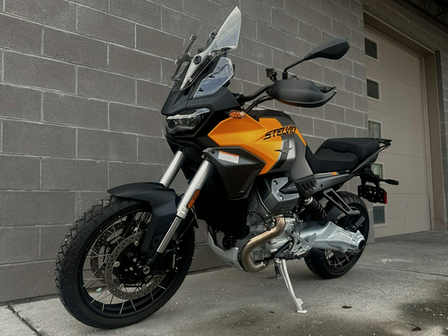 2024 Moto Guzzi STELVIO PFF