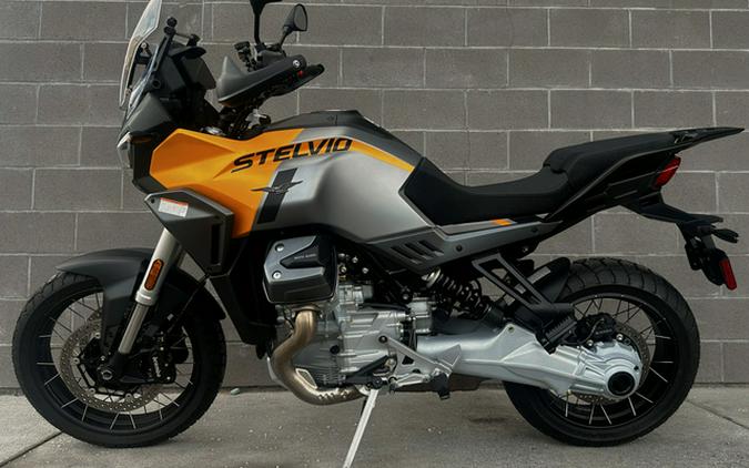 2024 Moto Guzzi STELVIO PFF