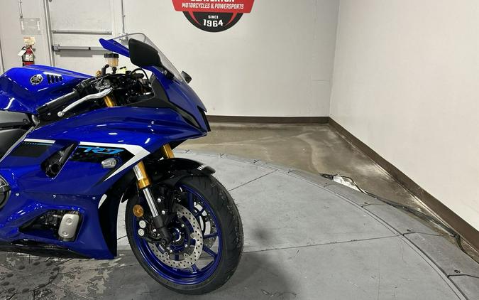 2025 Yamaha YZF R7