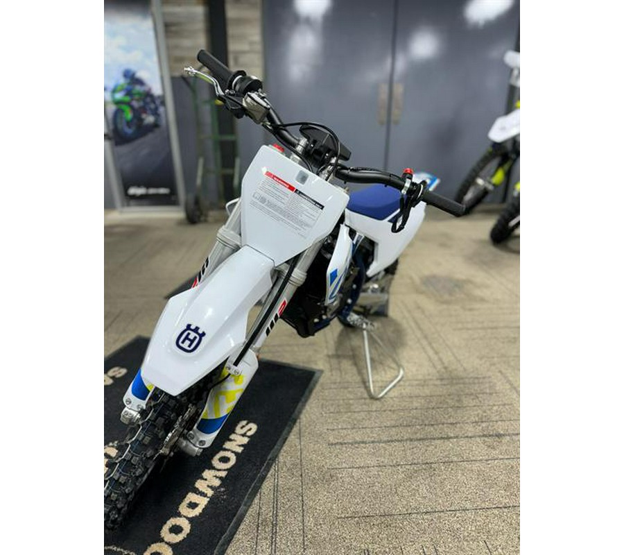 2024 Husqvarna EE 5