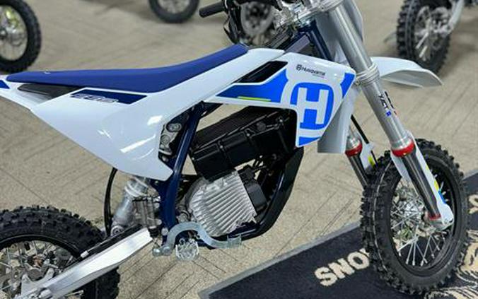 2024 Husqvarna EE 5