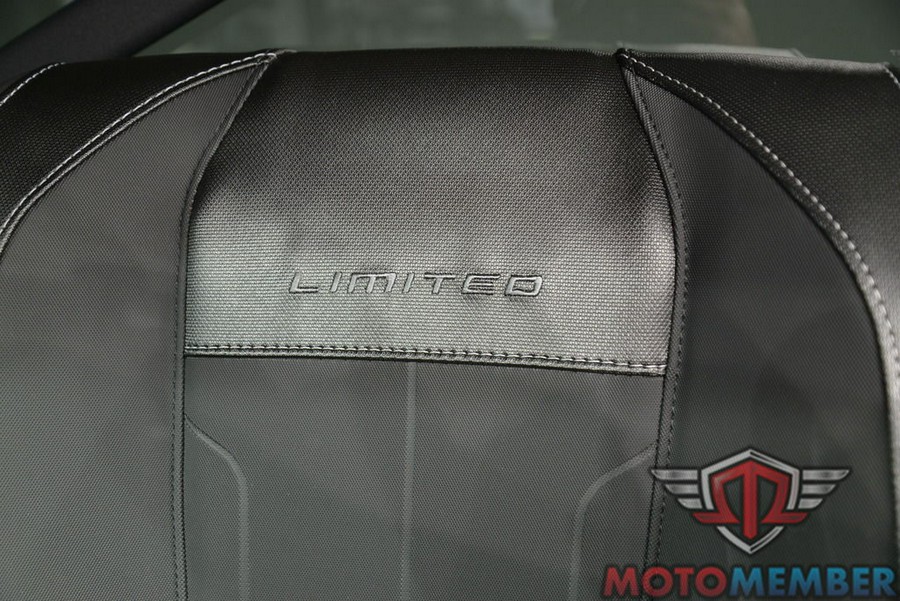 2026 Can-Am Defender Limited HD11