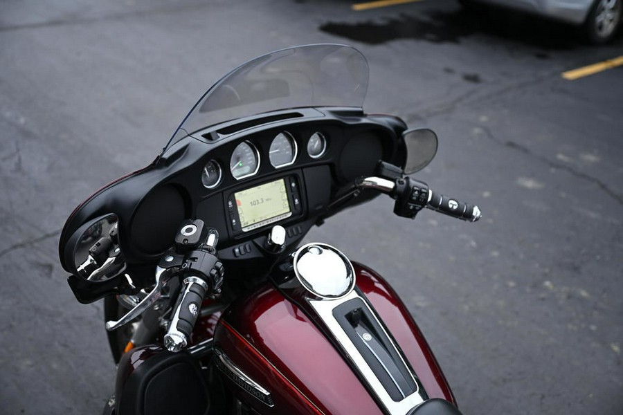 2017 Harley-Davidson® FLHTCUTG - Tri Glide® Ultra