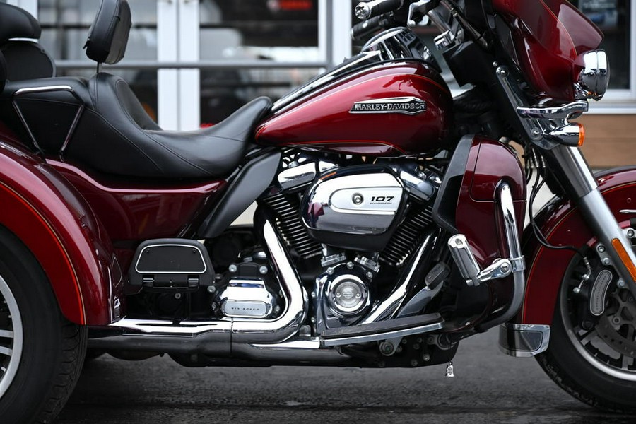 2017 Harley-Davidson® FLHTCUTG - Tri Glide® Ultra