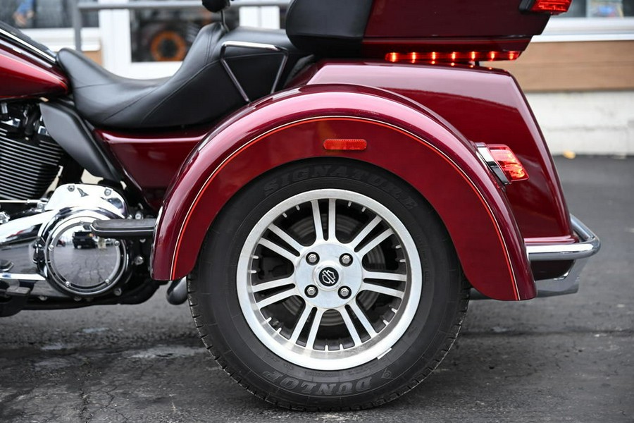 2017 Harley-Davidson® FLHTCUTG - Tri Glide® Ultra