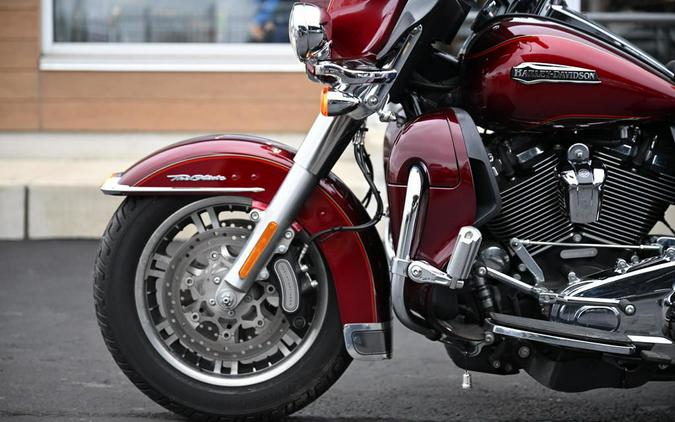 2017 Harley-Davidson® FLHTCUTG - Tri Glide® Ultra