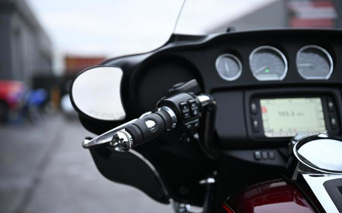 2017 Harley-Davidson® FLHTCUTG - Tri Glide® Ultra