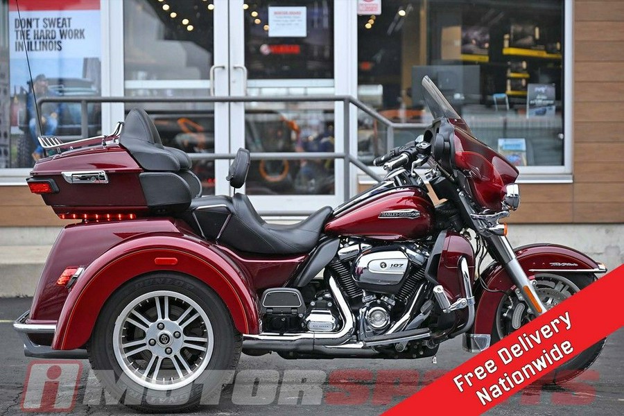 2017 Harley-Davidson® FLHTCUTG - Tri Glide® Ultra