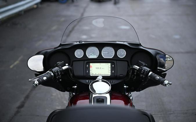 2017 Harley-Davidson® FLHTCUTG - Tri Glide® Ultra