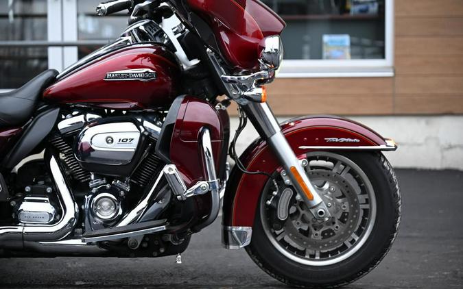 2017 Harley-Davidson® FLHTCUTG - Tri Glide® Ultra