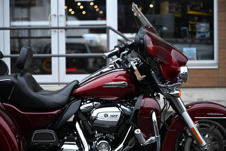 2017 Harley-Davidson® FLHTCUTG - Tri Glide® Ultra