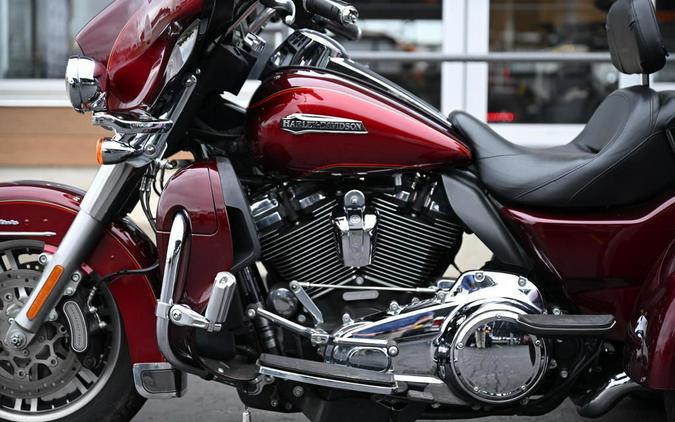2017 Harley-Davidson® FLHTCUTG - Tri Glide® Ultra