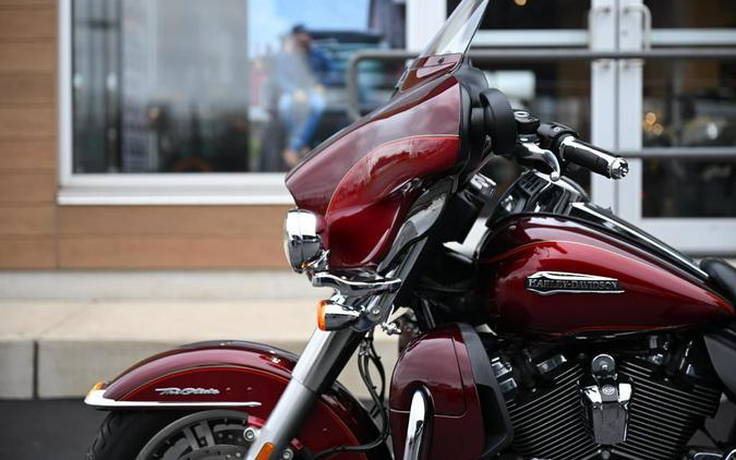 2017 Harley-Davidson® FLHTCUTG - Tri Glide® Ultra
