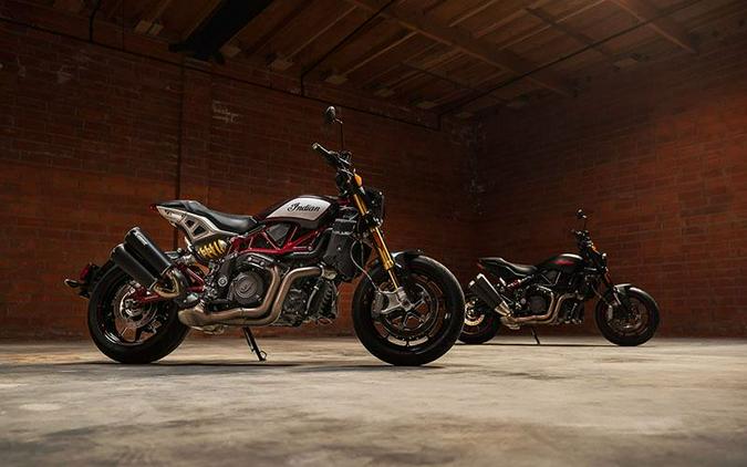 2022 Indian FTR R Carbon