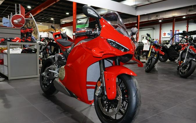 2026 Ducati Panigale V4