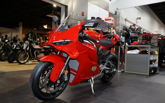 2026 Ducati Panigale V4