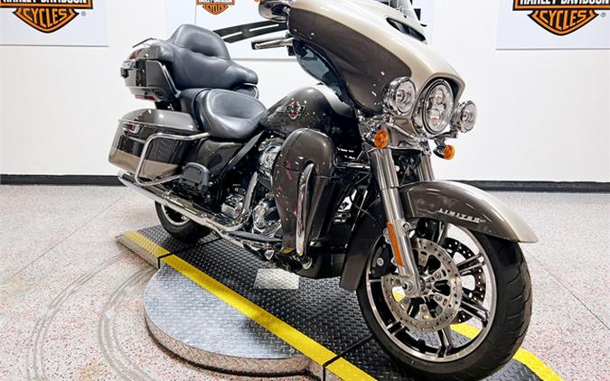 2023 Harley-Davidson Ultra Limited FLHTK 10,349 Miles