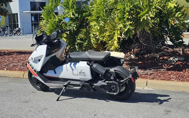 2022 BMW CE 04 Light White