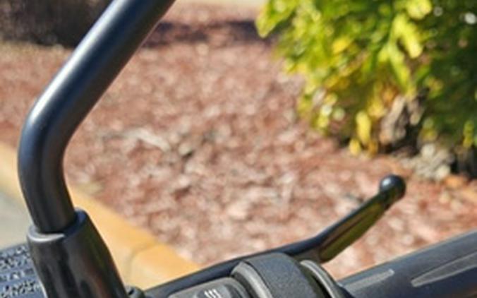 2022 BMW CE 04 Light White