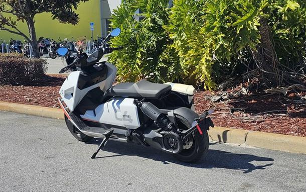 2022 BMW CE 04 Light White