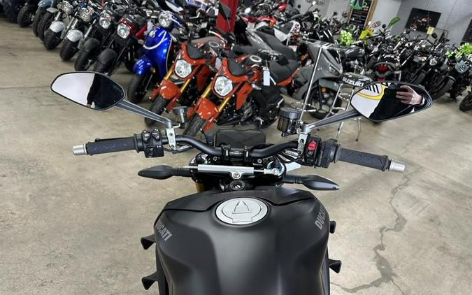 2022 Ducati Streetfighter V4 S Ducati Red