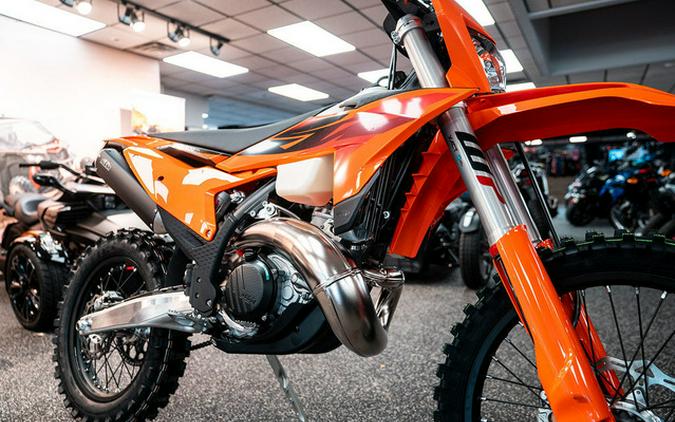 2027 KTM XC 300 W