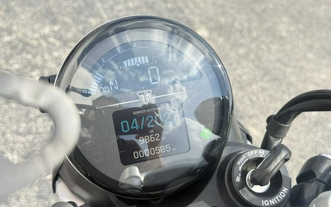 2025 Triumph Speed Twin 900 Pure White/Maui Blue/Tangerine Orange - E7490T