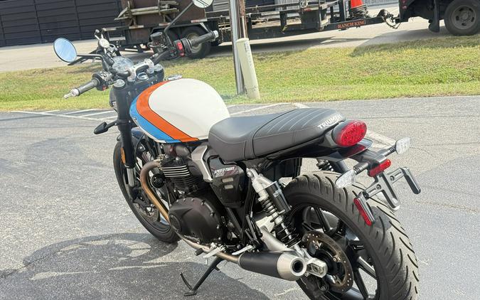 2025 Triumph Speed Twin 900 Pure White/Maui Blue/Tangerine Orange - E7490T
