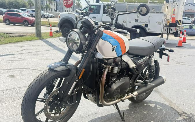 2025 Triumph Speed Twin 900 Pure White/Maui Blue/Tangerine Orange - E7490T