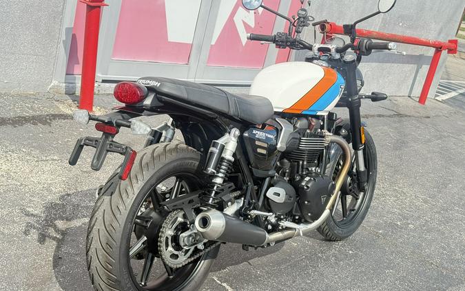 2025 Triumph Speed Twin 900 Pure White/Maui Blue/Tangerine Orange - E7490T
