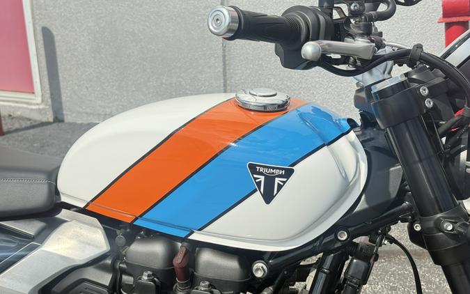 2025 Triumph Speed Twin 900 Pure White/Maui Blue/Tangerine Orange - E7490T