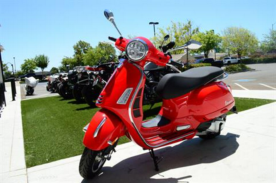 2024 Vespa GTS Super 300