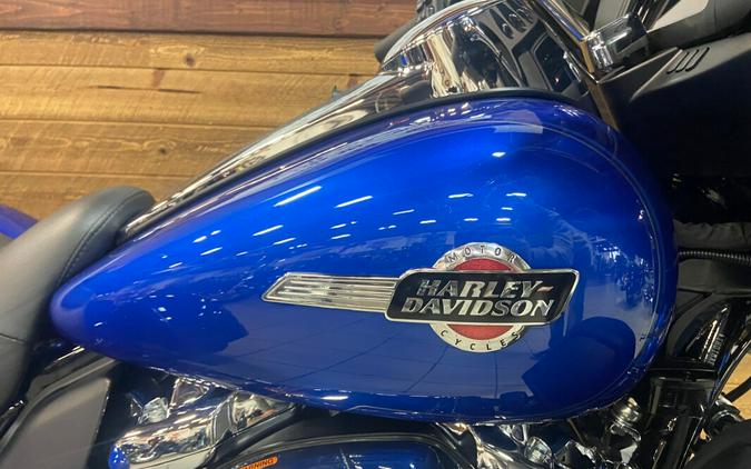 2024 Harley-Davidson® Tri Glide® Ultra Blue Burst FLHTCUTG
