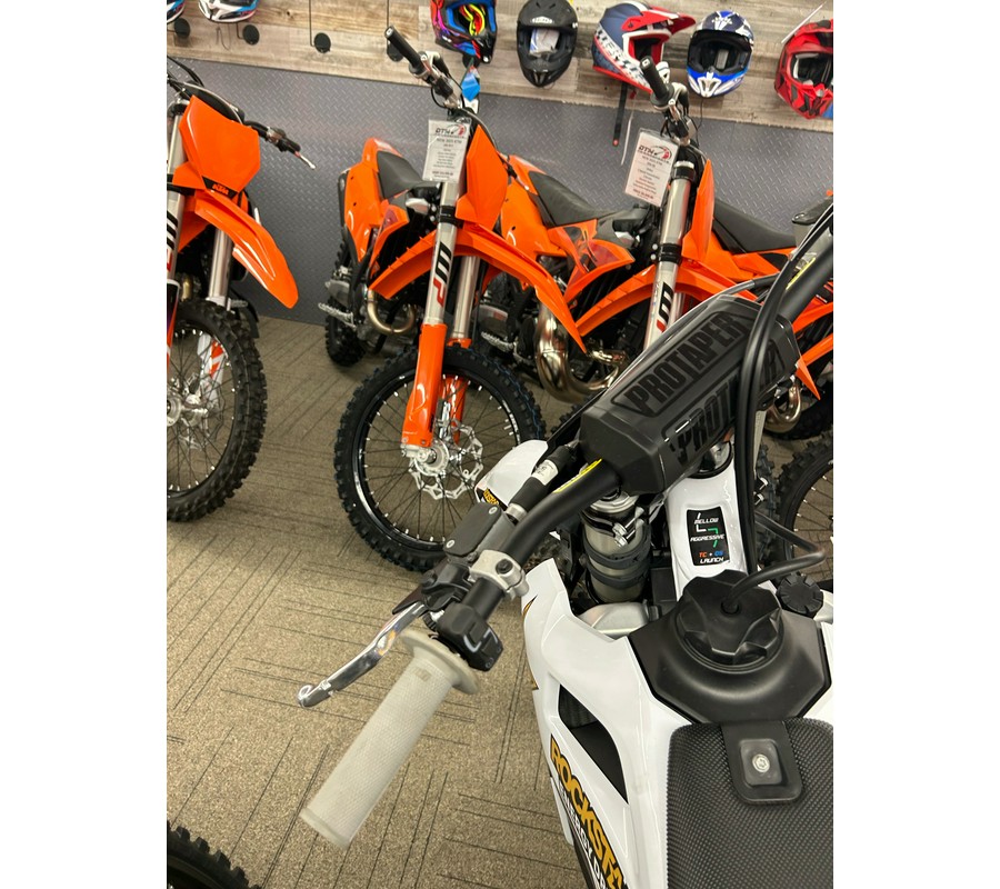 2025 Husqvarna FC 250 Factory Edition