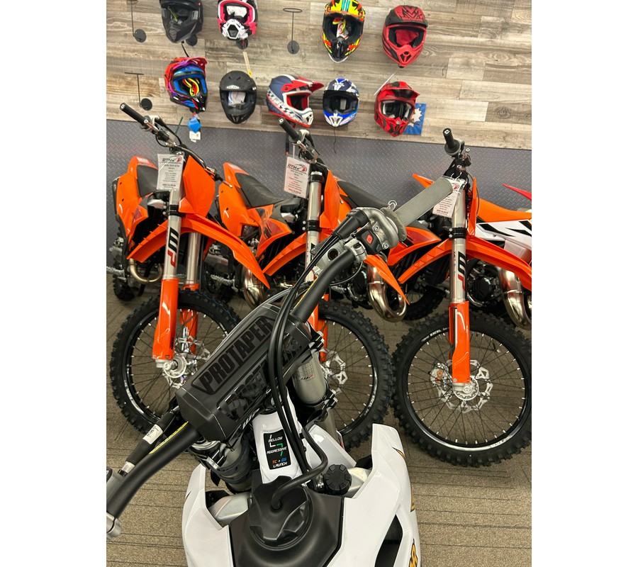 2025 Husqvarna FC 250 Factory Edition