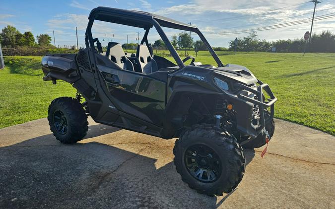 2025 Can-Am Commander XT 700