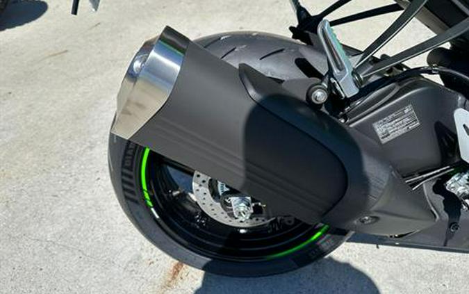 2024 Kawasaki Ninja ZX-6R KRT Edition