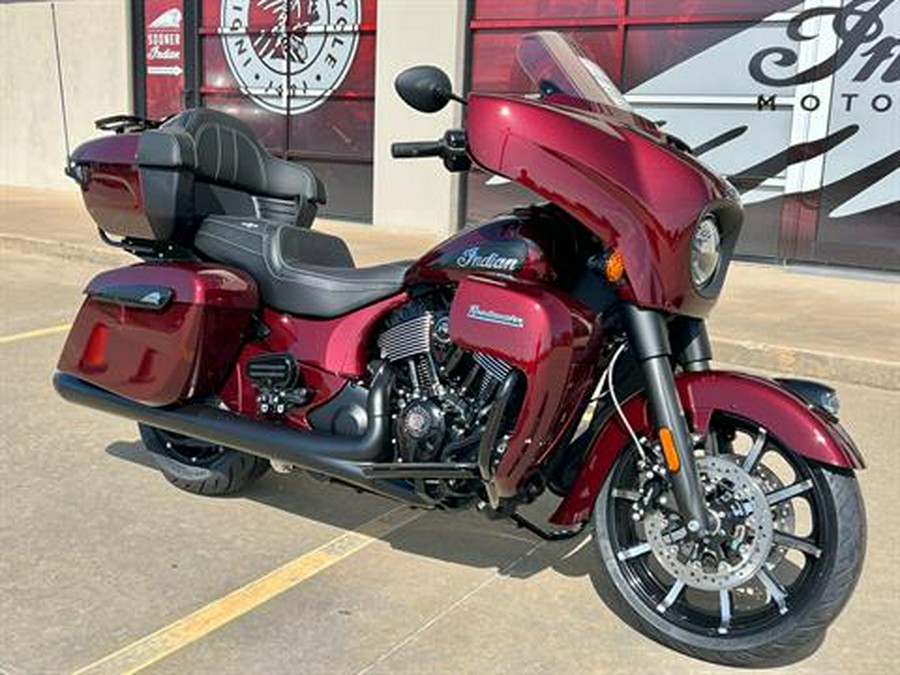 2024 Indian Motorcycle Roadmaster® Dark Horse®