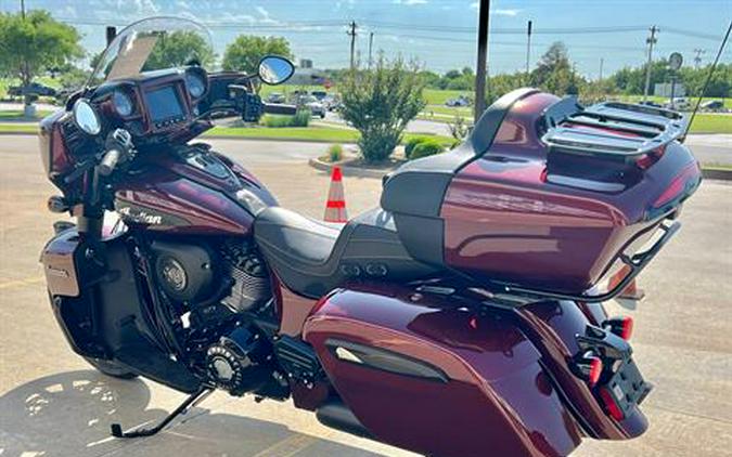 2024 Indian Motorcycle Roadmaster® Dark Horse®