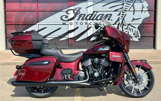 2024 Indian Motorcycle Roadmaster® Dark Horse®