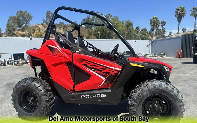 2025 Polaris RZR 200 EFI