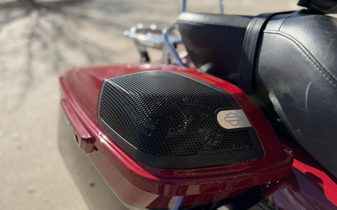 2021 Harley-Davidson® Road Glide® Special Billiard Red/Vivid Black