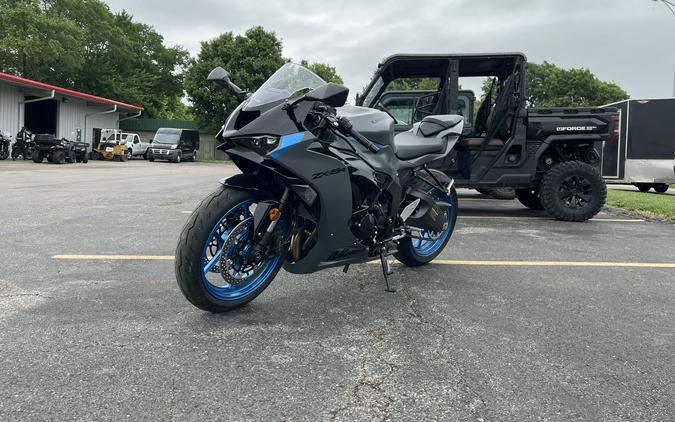 2026 Kawasaki Ninja® ZX™-6R Base