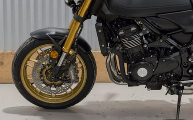2025 Kawasaki Z900RS SE ABS