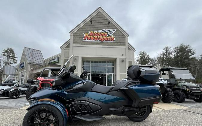 2024 Can-Am® Spyder RT Limited Dark Wheels