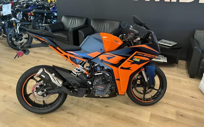 2023 KTM RC 390